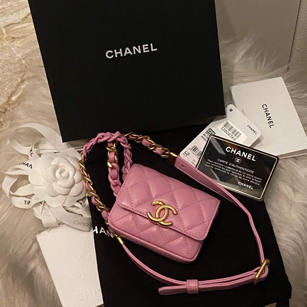 SOLD‼️NEW!! 2022 Chanel Belt Bag 💕 - Picture 3 of 9